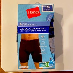 Mens Hanes Boxer Briefs. Size large